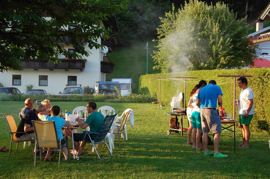 Bed and Breakfast Haus Peter Latschach ober dem Faakersee Exterior foto